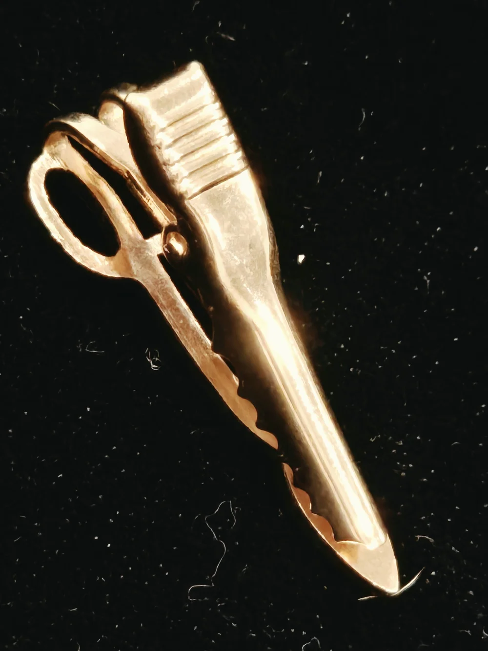 Vintage Gold Scissors Tie Clip - Classic Men’s Accessory